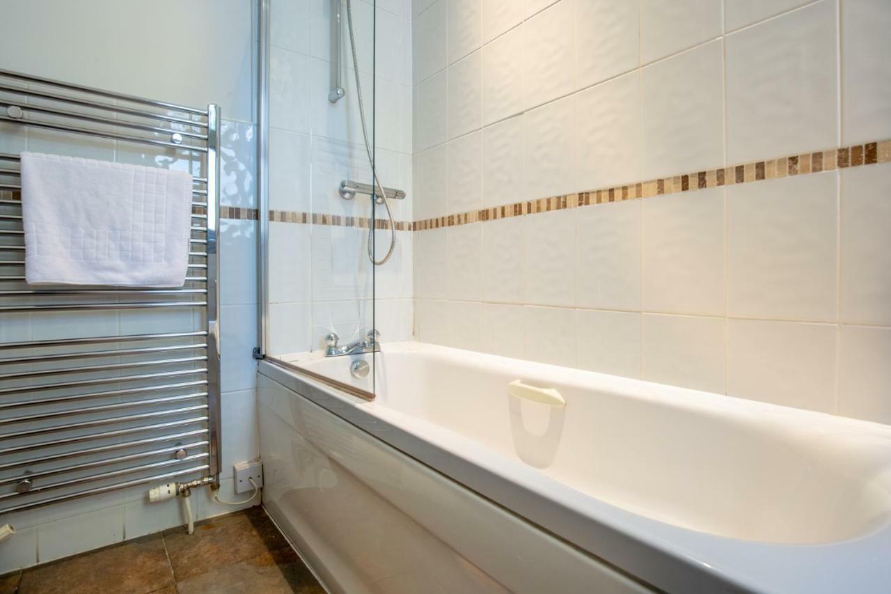Woodthorpe Hotel Прествич Экстерьер фото